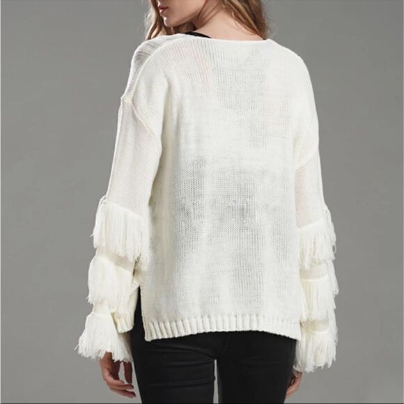BOHEMIAN FRINGE WHITE CREAM KNIT SWEATER - Picture 5 of 8